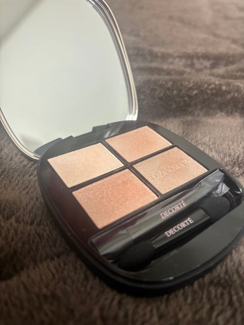 【1/21限定値下げ】コスメデコルテスキンシャドウ デザイニング パレット 09