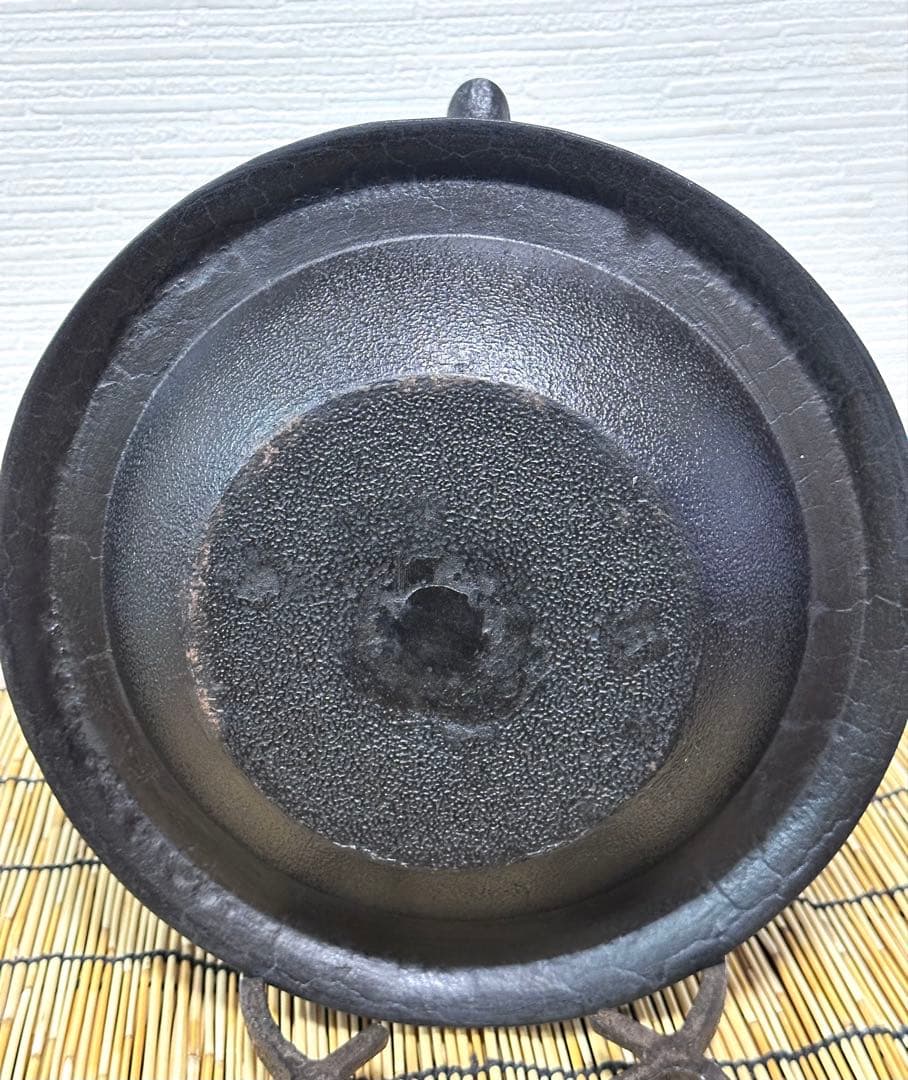 未使用品、タグ付　南部成龍堂鋳　及川光正　斎峰造　３０型　南部鉄瓶　南部鉄器