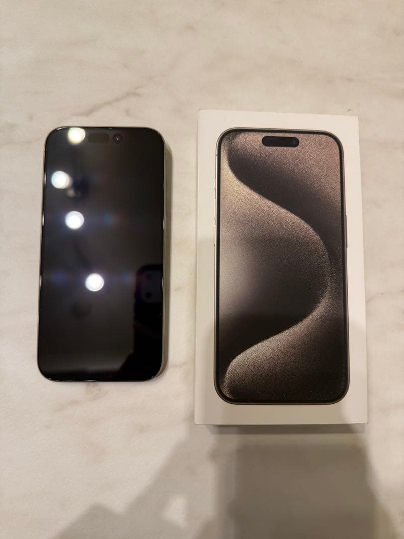 Apple iPhone 15 Pro 512GB ナチュラルチタニウム