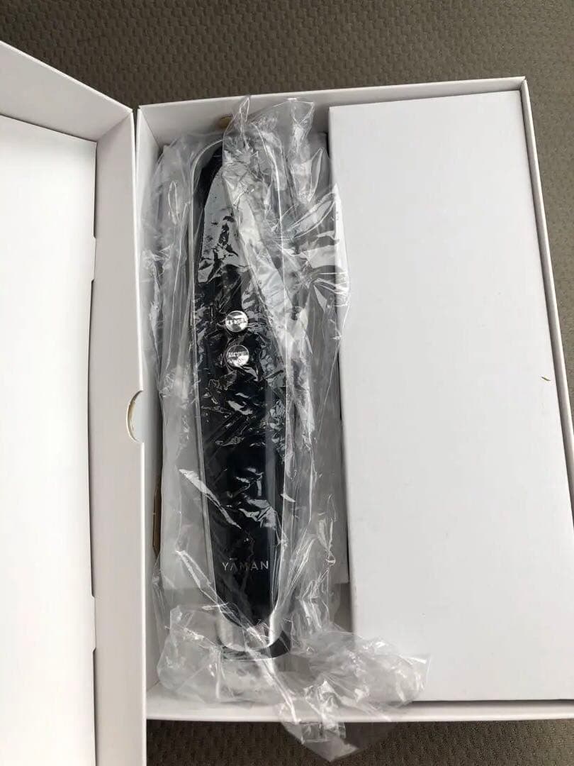 YAMAN 美顔器 新品未使用 充電器付き　キャビスパ360 HDS100