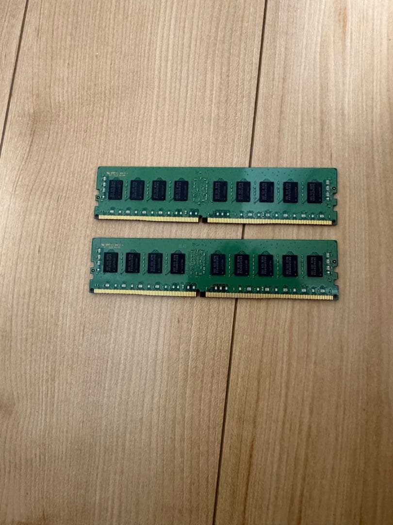Samsung製 8GB ×2枚（合計16GB） ・DDR4 / PC4
