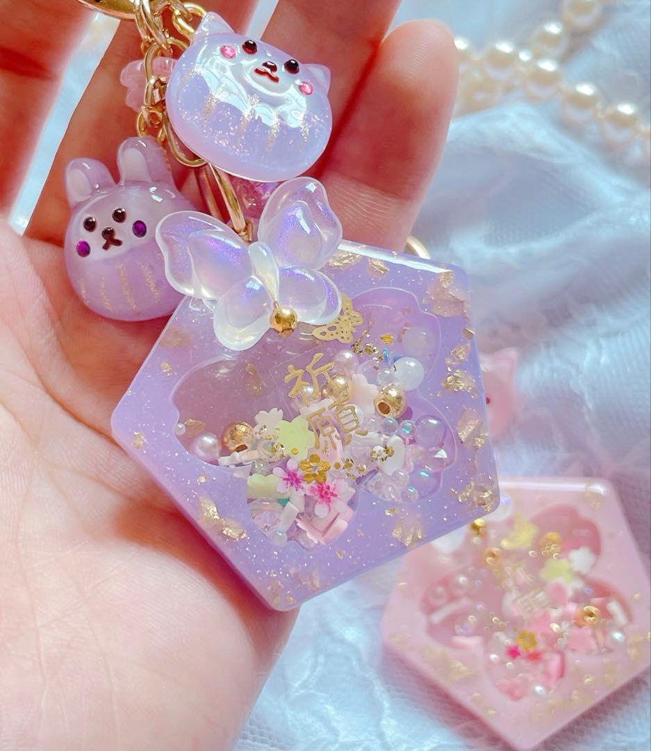 シャカシャカキーホルダー　桜の御守りシェイカー　だるま付き　ひなページ