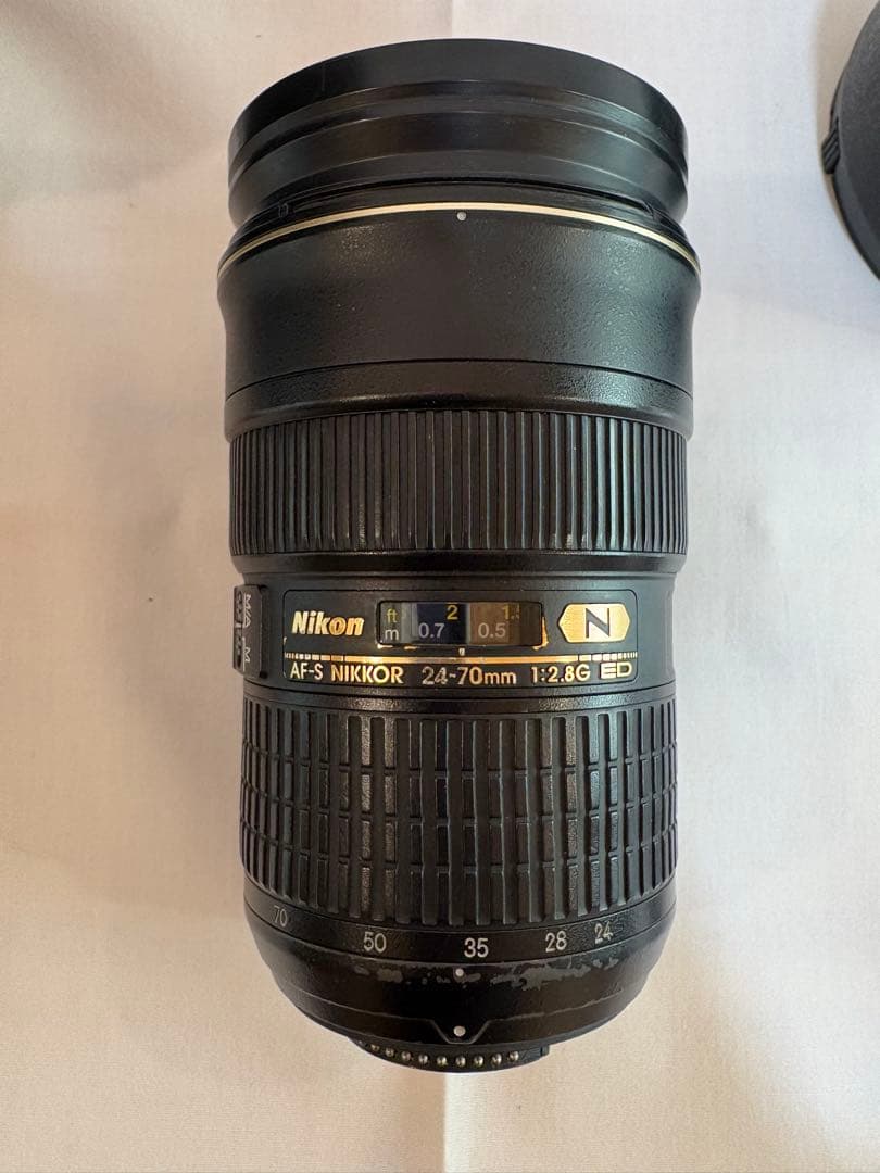 ニコンAF-S NIKKOR 24-70mm F2.8G ED　難あり