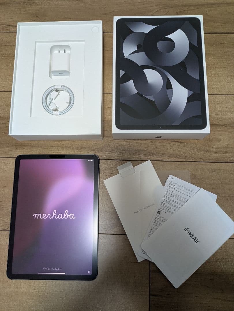 iPad Air 第5世代本体、【純正】Smart Folio