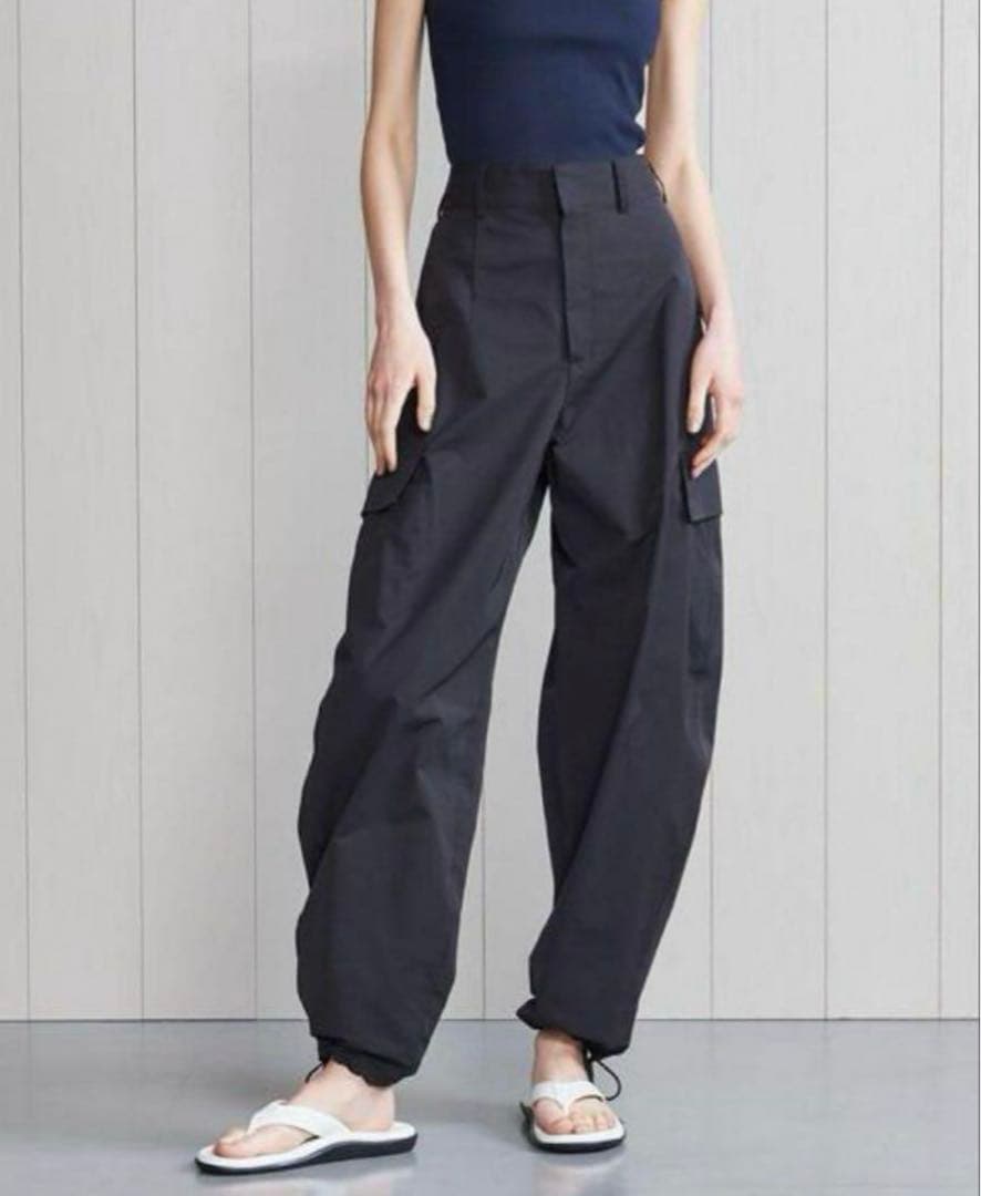 H beauty&youth カーゴパンツ