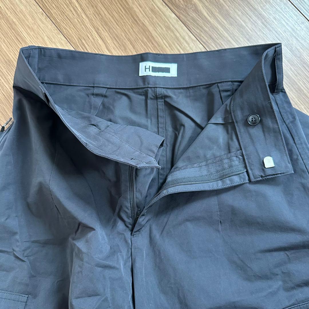 H beauty&youth カーゴパンツ