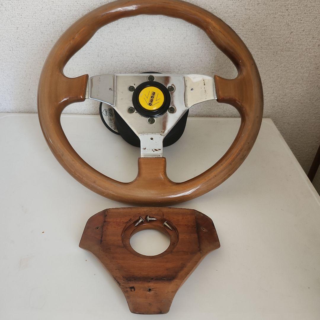 MOMO.ウッド スポーツスタイル ステアリング