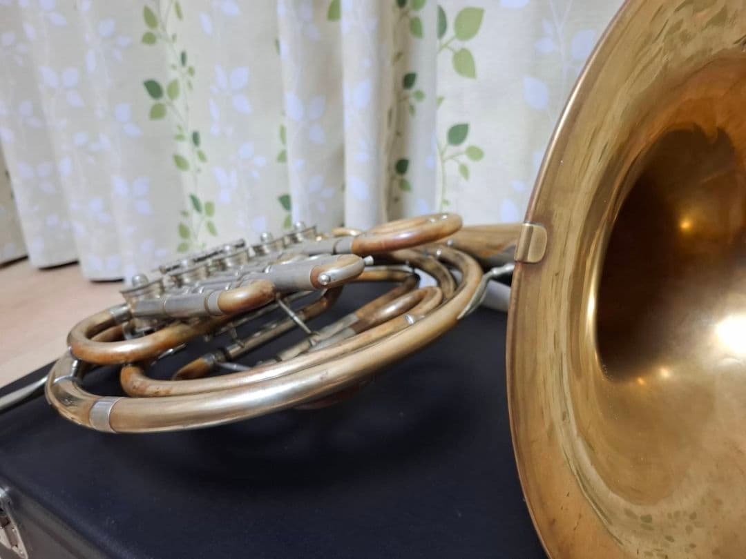 日暮要　ハンスホイヤー　B♭シングルホルン5ロータリー　Fナチュラル管付き