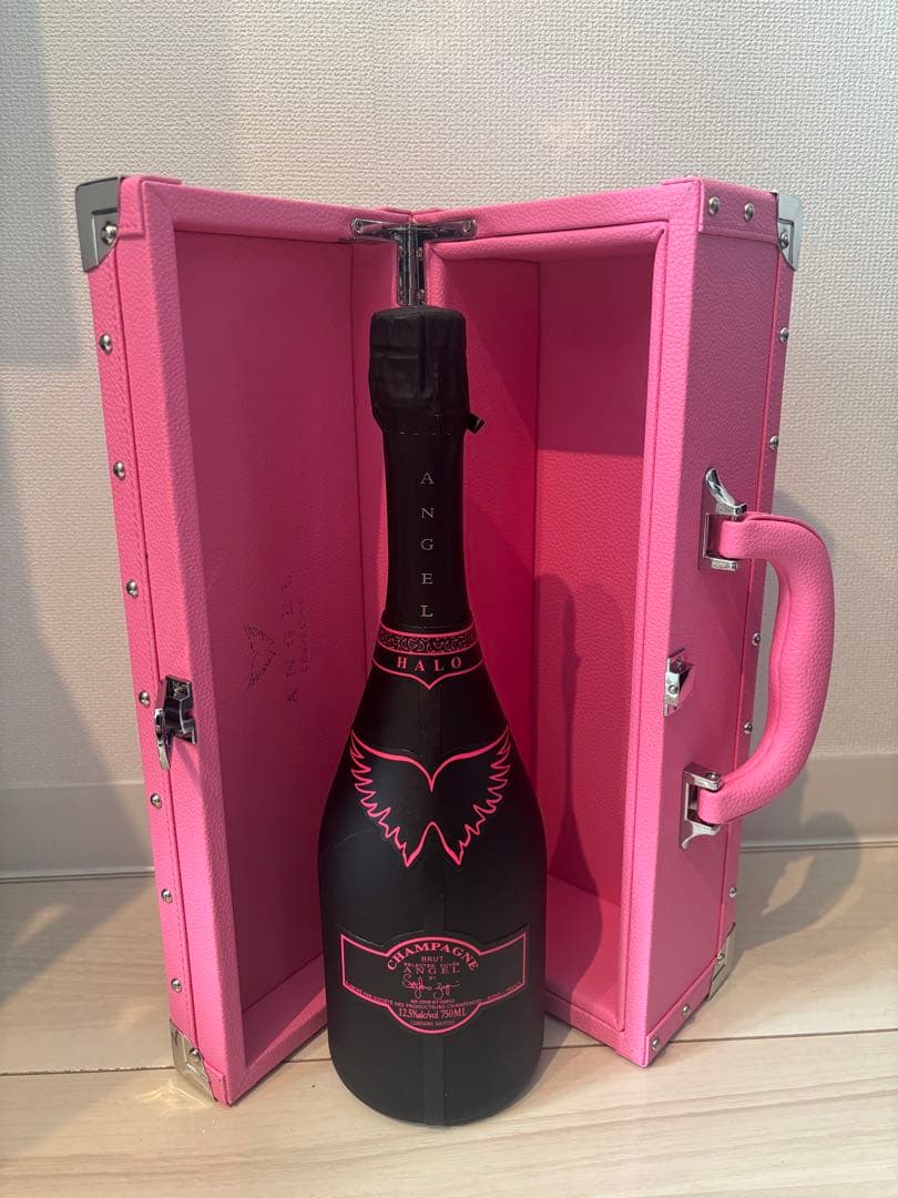 Angel Champagne ブラック・ピンク 専用ボックス付き
