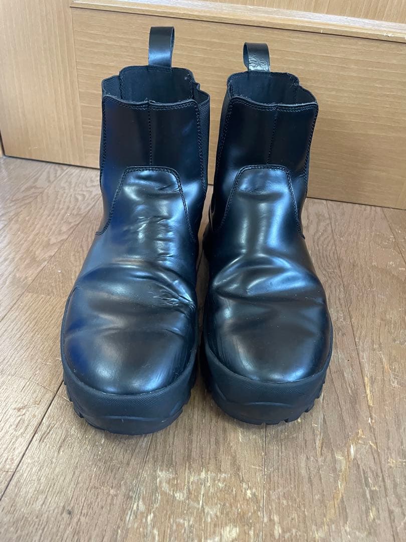 ZARA Vibramソール　サイドゴアブーツ