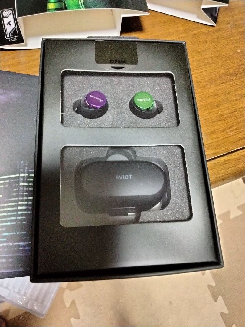 仮面ライダーw　AVIOT　コラボイヤホン