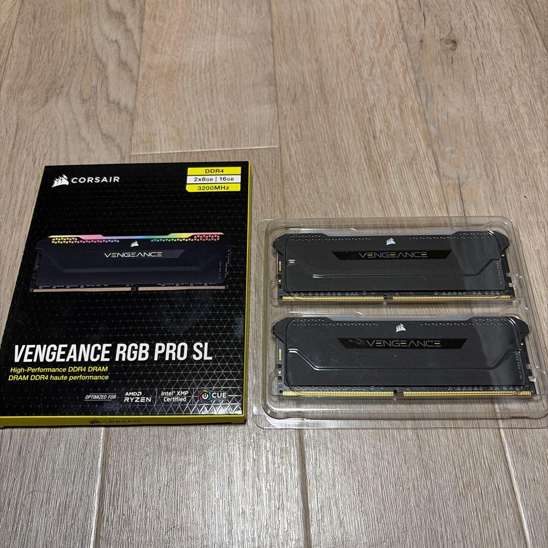 メモリー CORSAIR VENGEANCE RGB PRO SL 16GB