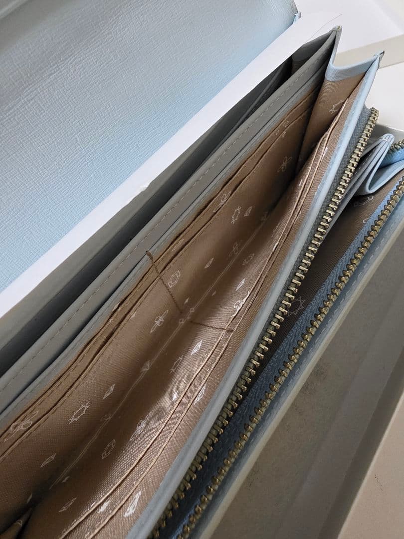 【未使用/値下げ中】4°C Luria　長財布　サックス