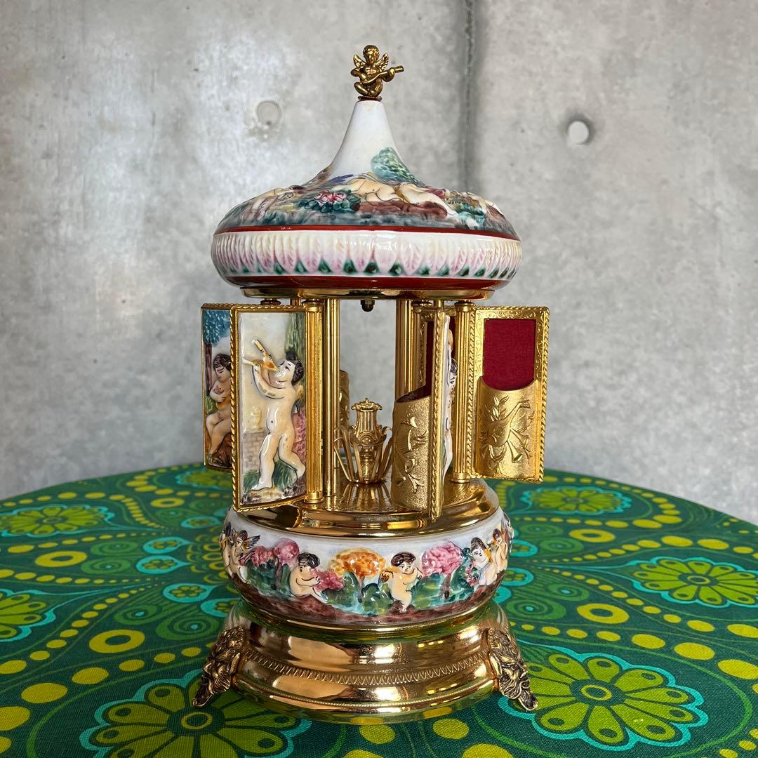 ☆REUGE☆リュージュ☆陶器製☆カラクリ オルゴール☆葉巻入れ【送料込み】