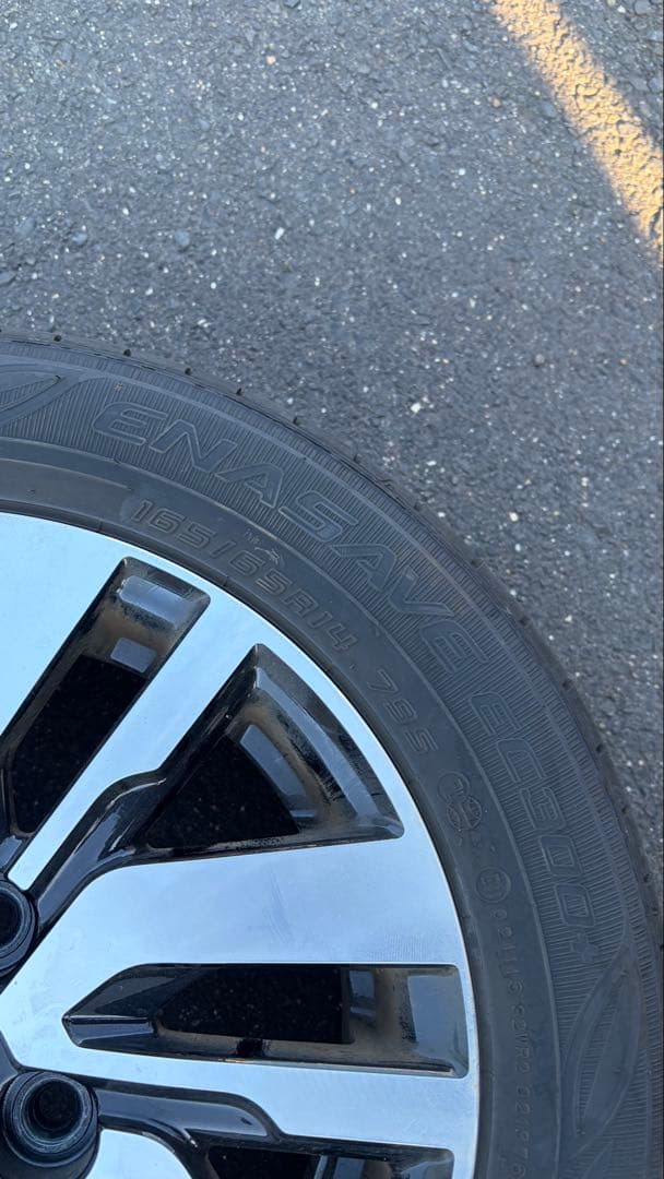 ルーミー　純正ホイール　14インチ　夏タイヤバリ溝　165 65 14