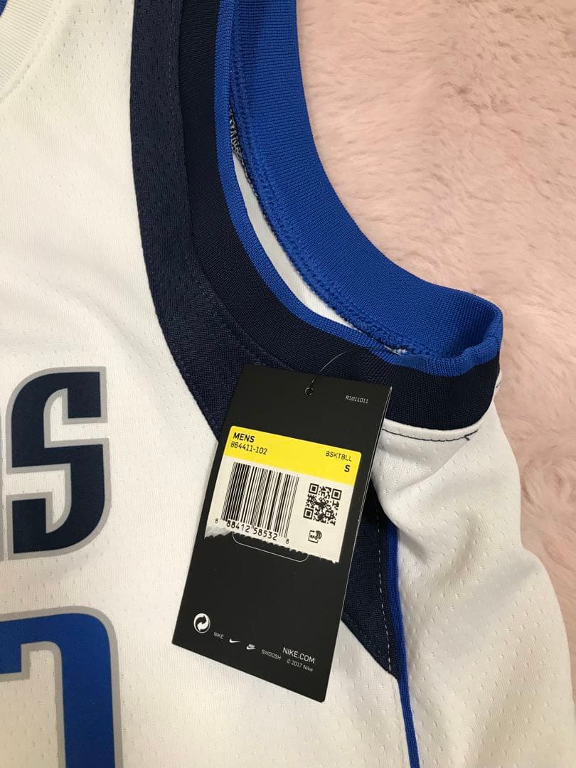 ルカ・ドンチッチ ダラスマーベリックス Nike スウィングマン ジャージー