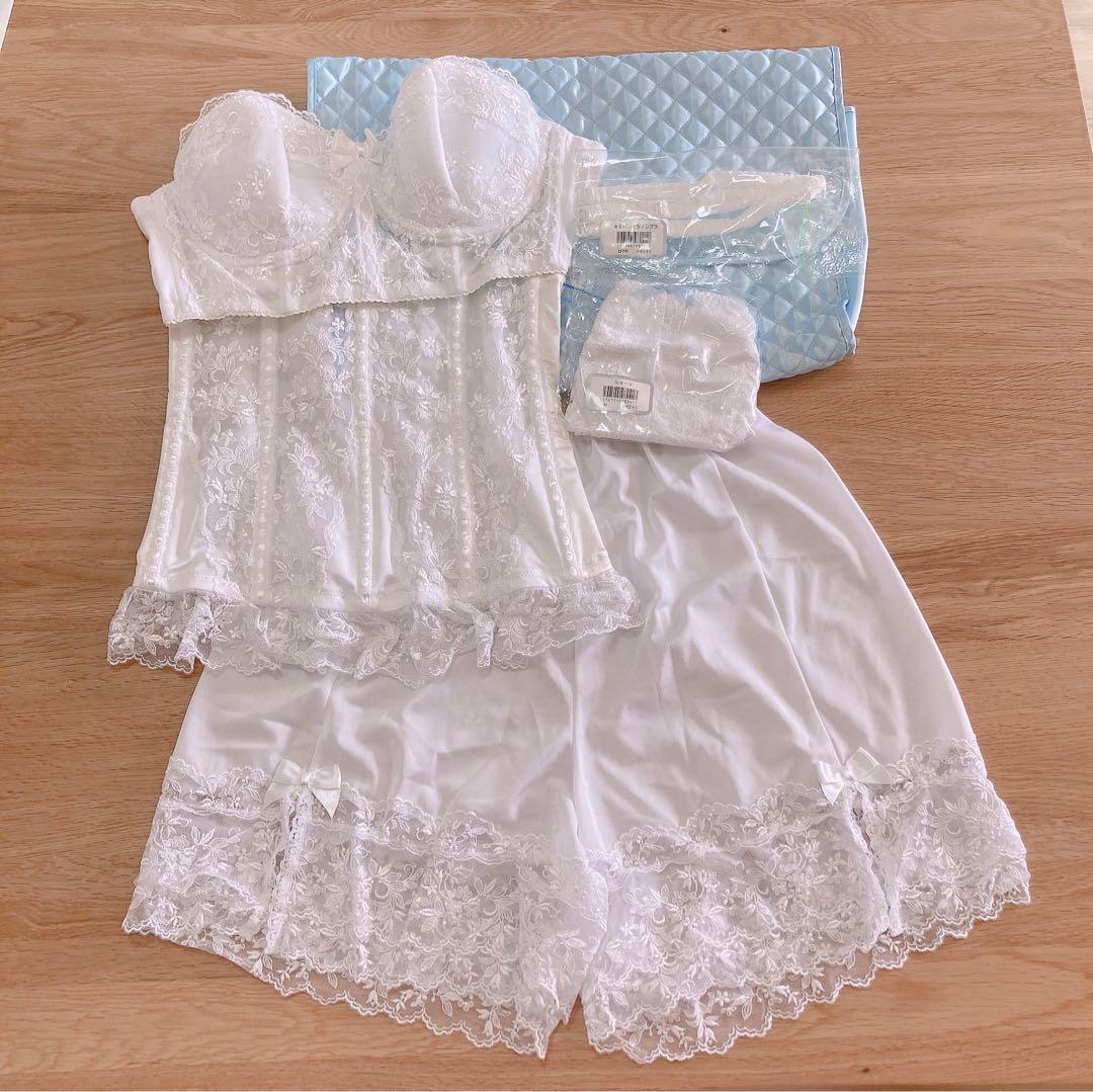 セモア　ブライダルインナーD70