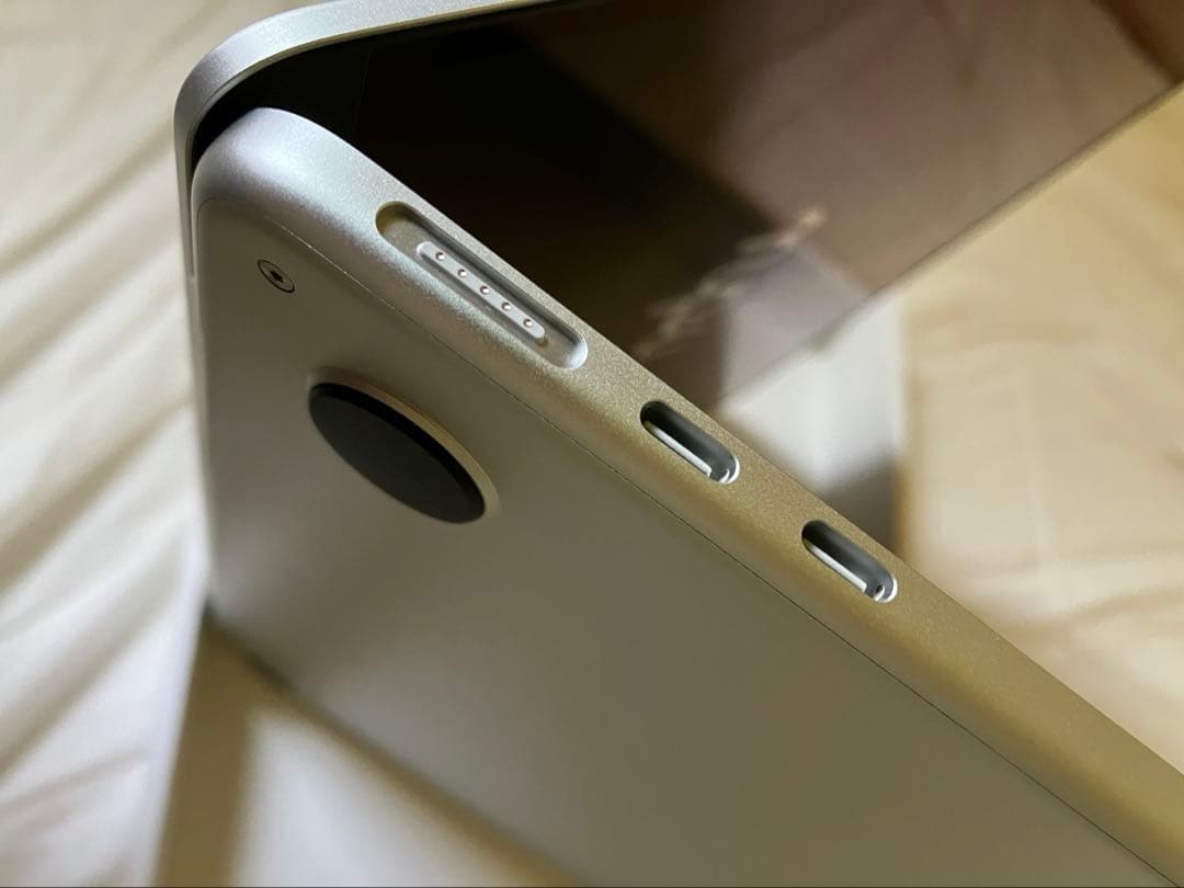 Apple MacBook Air 13インチ（2025年モデル）