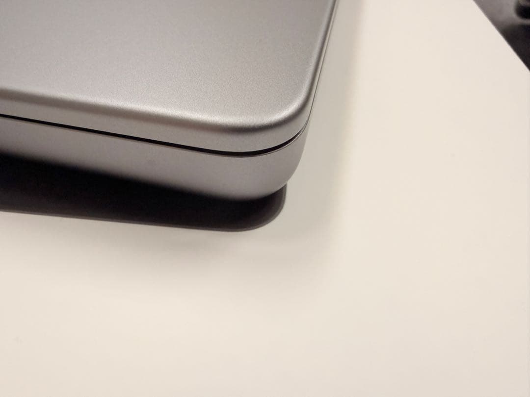 MacBookPro M3 14in 8GB 512 bat100% 充3回超美