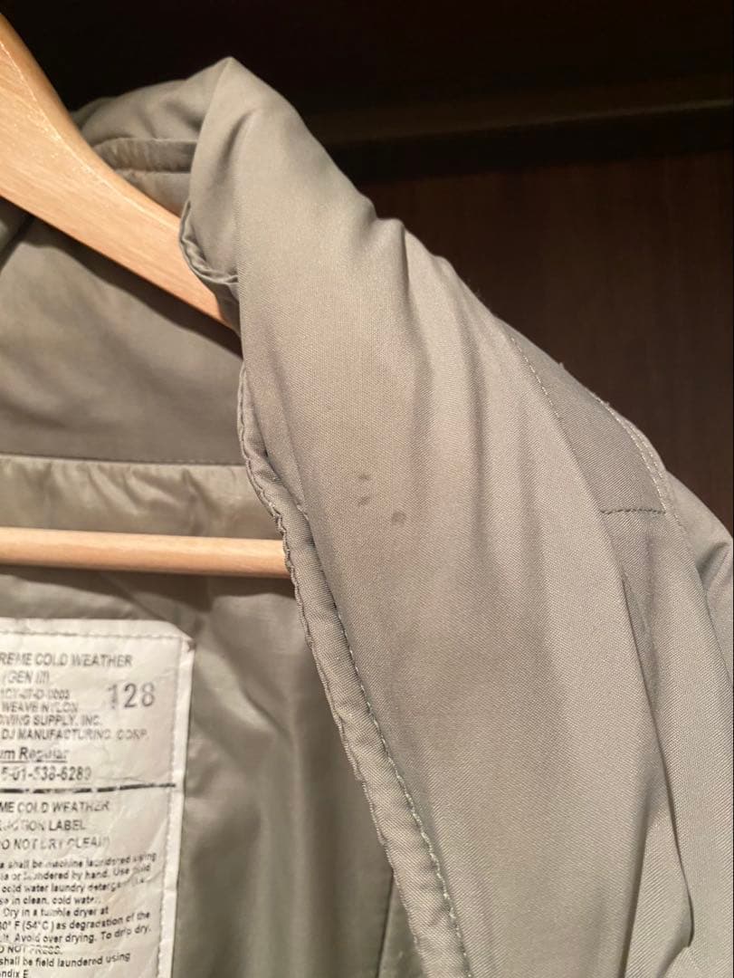 米軍実物 ECWCS GEN3 Level7 プリマロフト　zuuuk