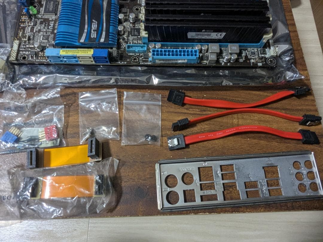 i5-2500K・P8P67-PRO・16GB DDR3・H50 セット