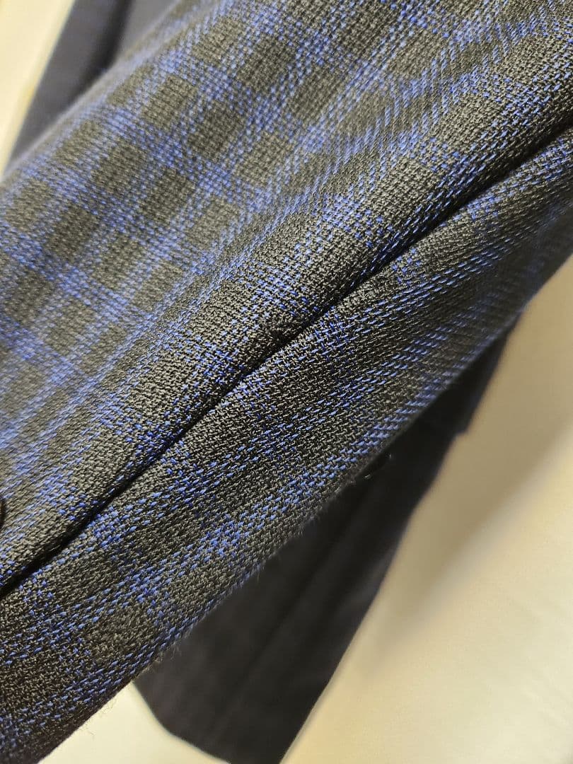 じ*ら様 トゥモローランド　メンズ　スーツ　濃紺ブルー×ブラック　チェック