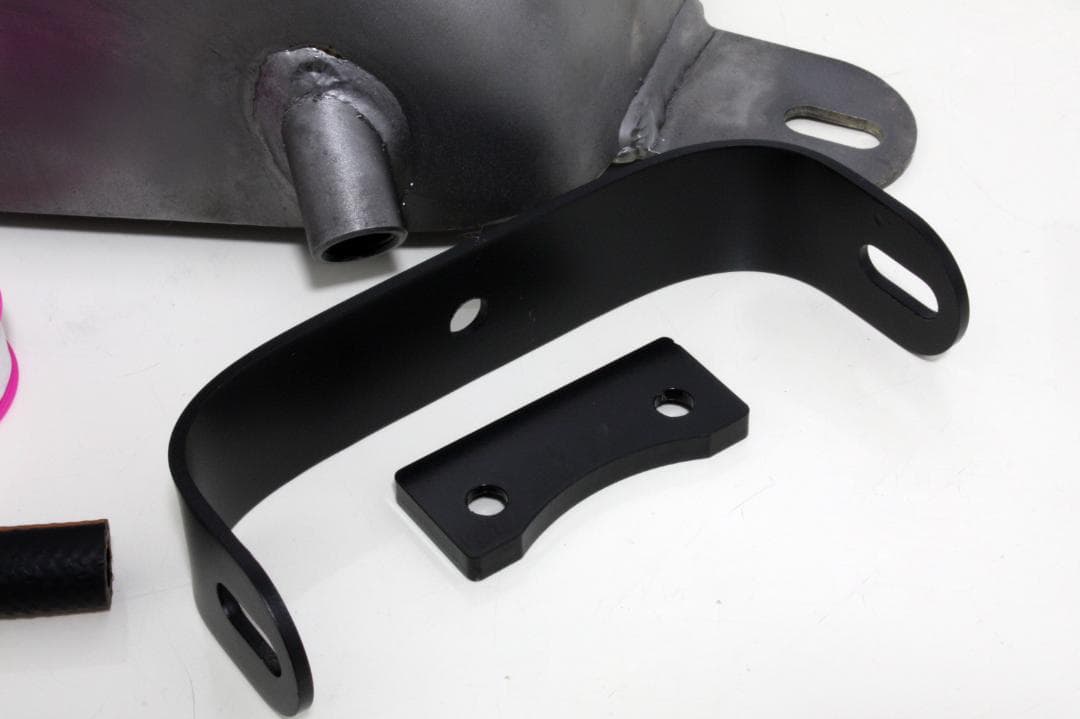 ★-13　未使用新品 ドラッグスター400 スポーツスタータンク　説明書付き