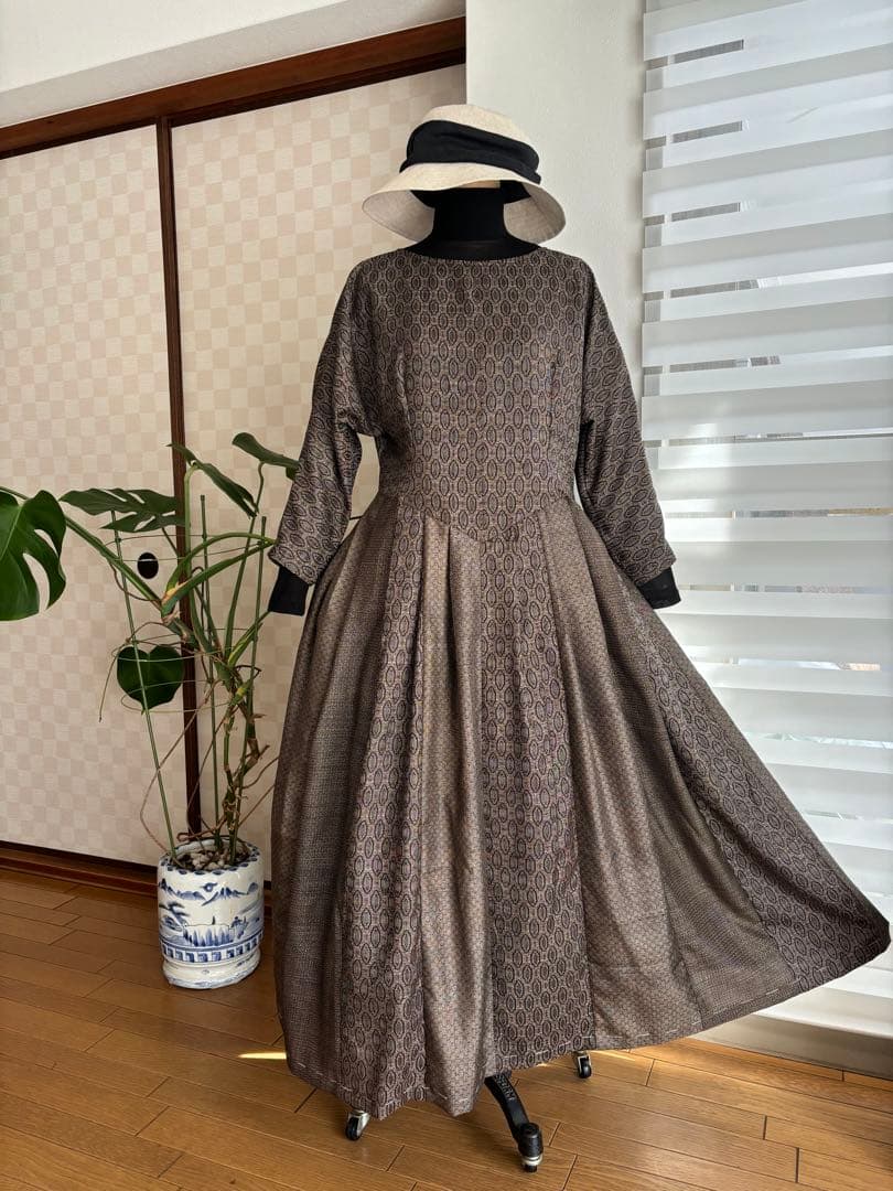 本場村山大島紬いろいろ繋ぎ大人可愛いロングワンピースに