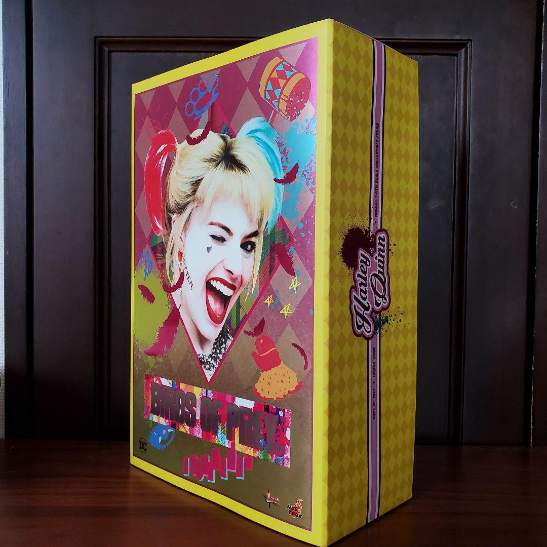 ホットトイズ　ハーレイ・クイーン　ゴールド・サロペット版 1/6 フィギュア