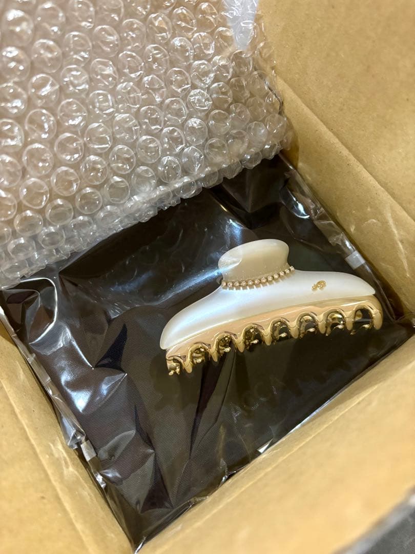 ★新品未開封★完売★アッカ★ニューコラーナクリップL★パールベージュ★イタリア製