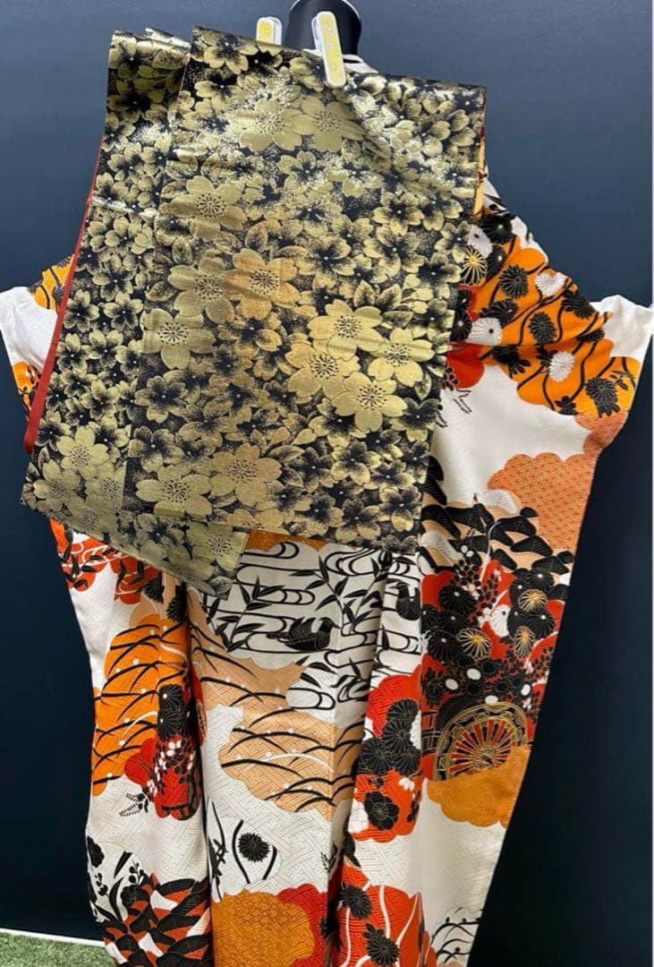 レトロモダン　オレンジ小町　豪華成人式振袖８点フルセット　正絹　髪飾り・ピアス付