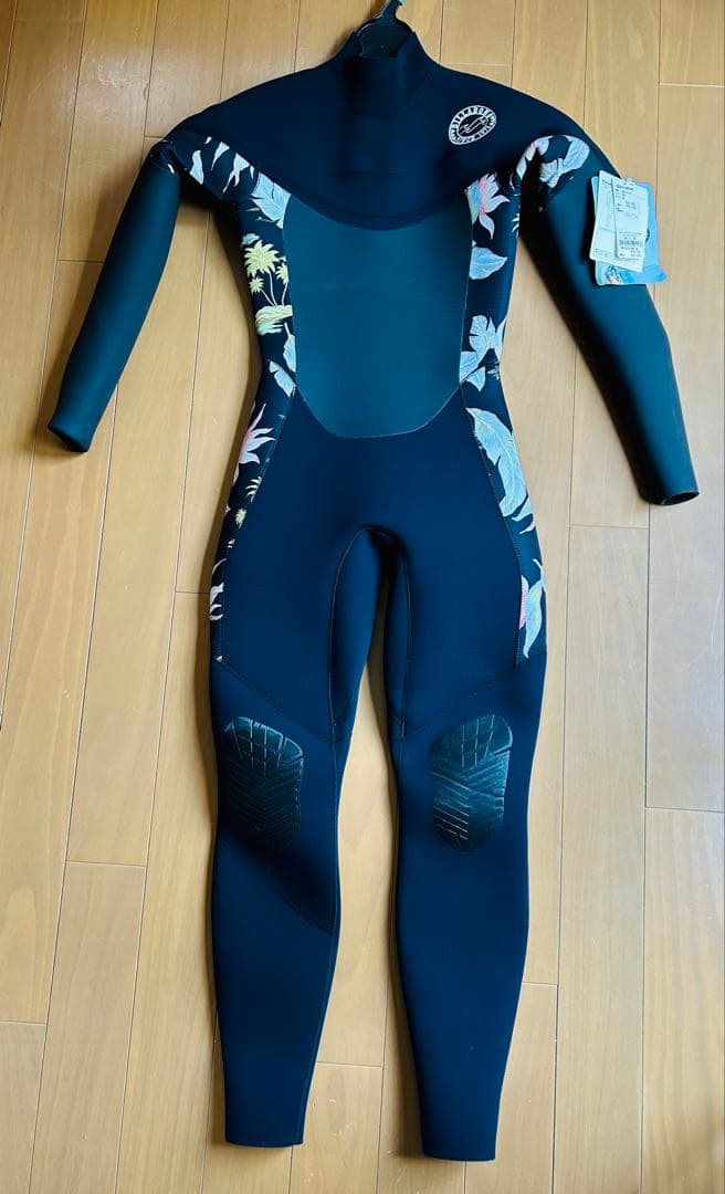BILLABONG BB018-613 セミドライ　MLサイズ