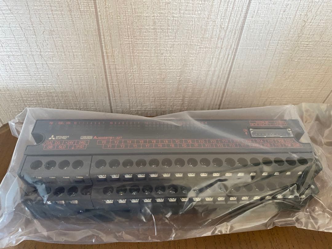 Mitsubishi プログラマブルコントローラ（1台）