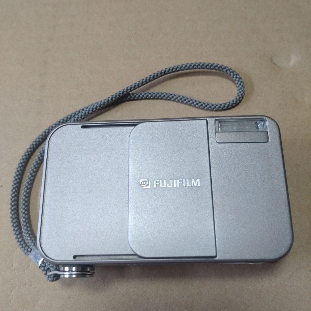 フィルムカメラ FUJIFILM CARDIA MINI TIARA