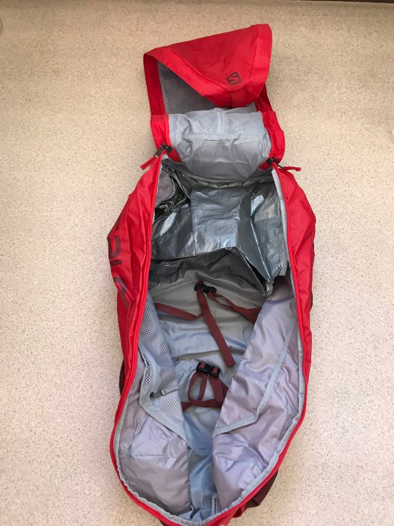 SALOMON OUTLIFE100 バッグ新品未使用