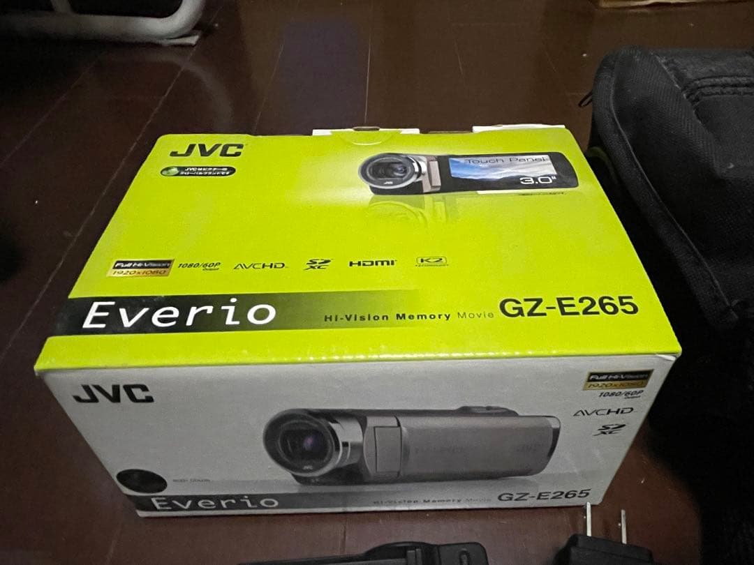 JVC GZ-E265 ビデオカメラ AVCHD おまけ多数