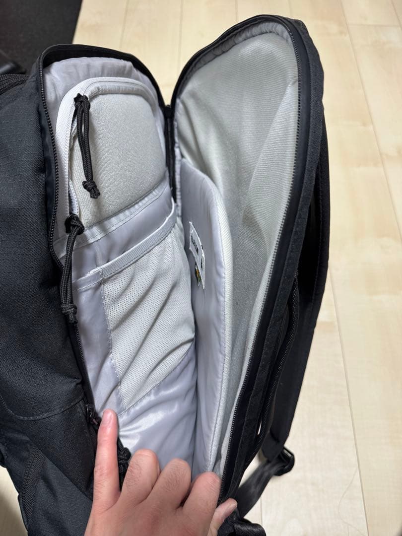 バッグ MNL City Pack 21L