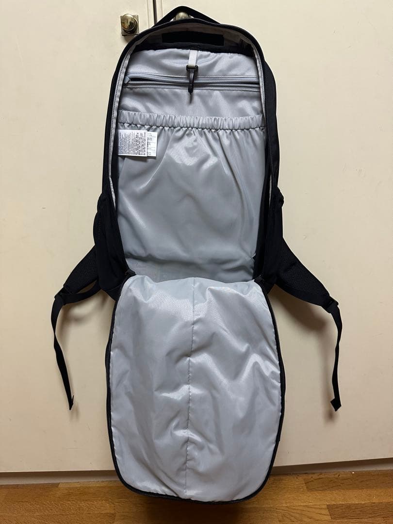 【美品】ARC'TERYX マンティス 26 【ブラック】