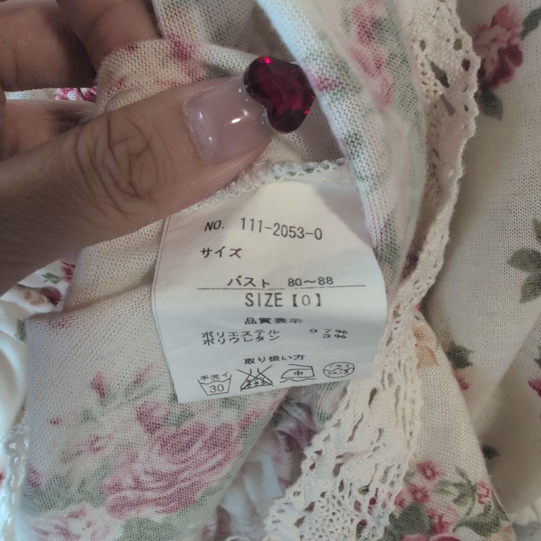 ♡LIZLISA♡flower 平成ギャル リズリサレース編み上げ花柄トップス