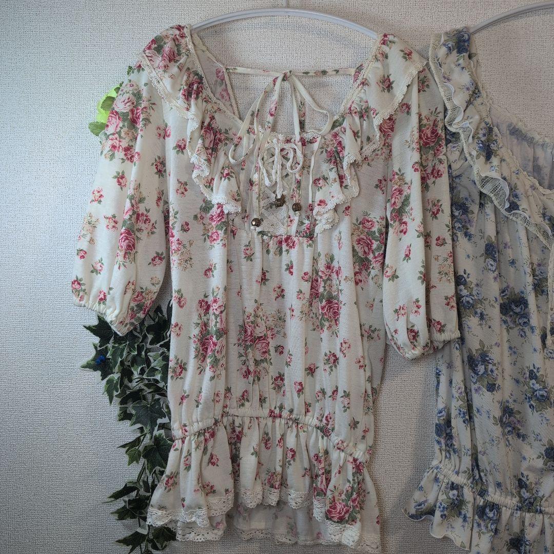♡LIZLISA♡flower 平成ギャル リズリサレース編み上げ花柄トップス