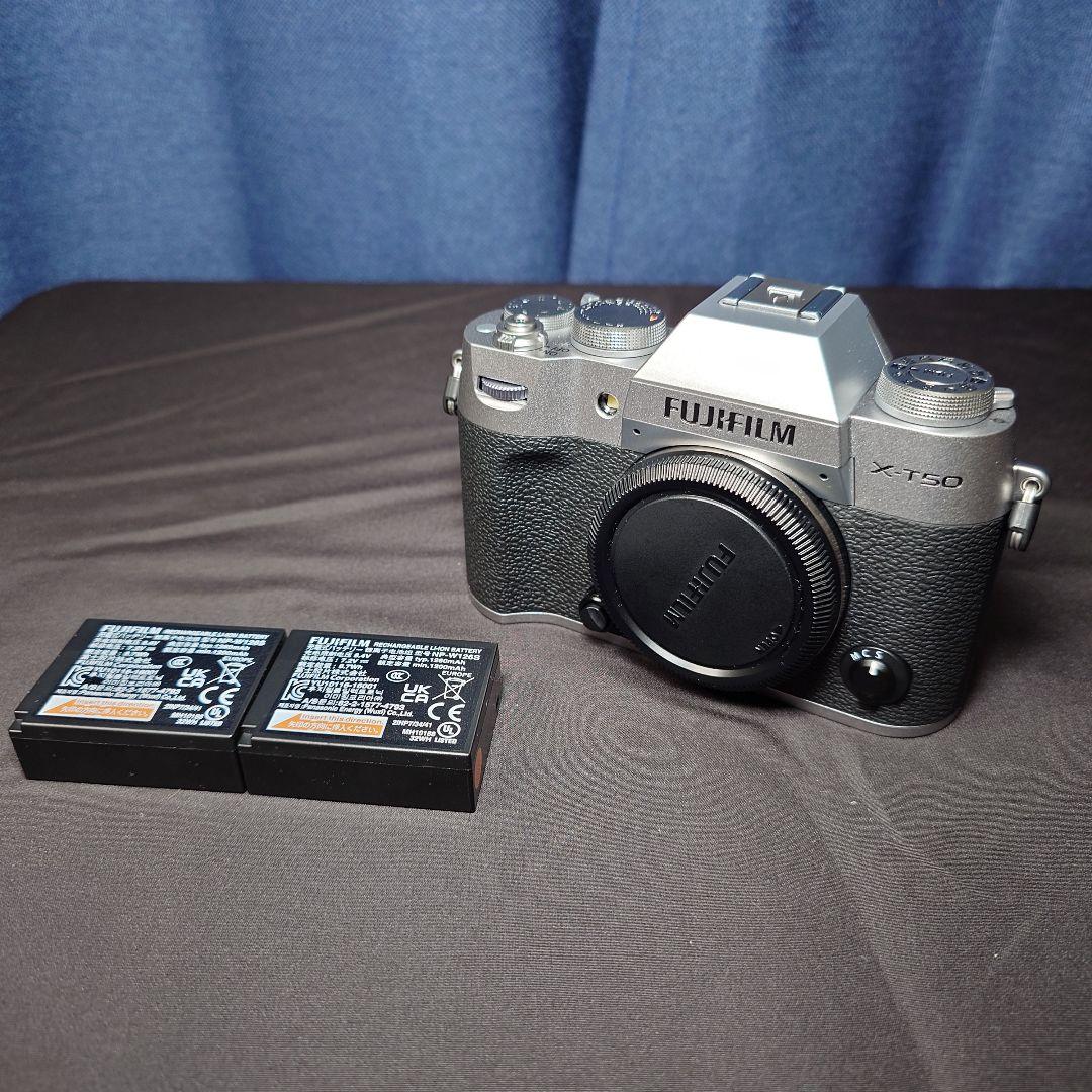 Fujifilm X-T50 ミラーレス 本体 純正バッテリー2個付き