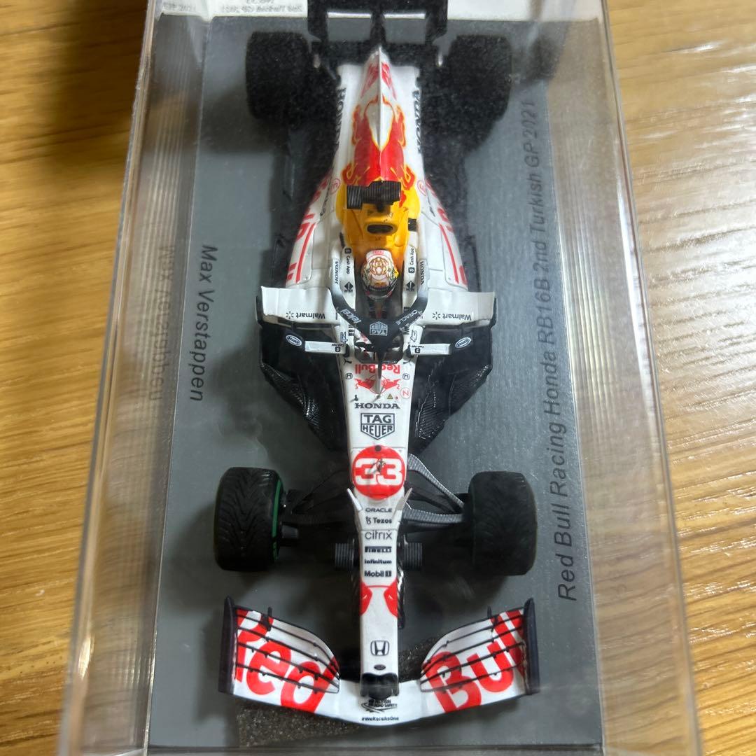 Red Bull Racing RB16B 2021 ミニカー