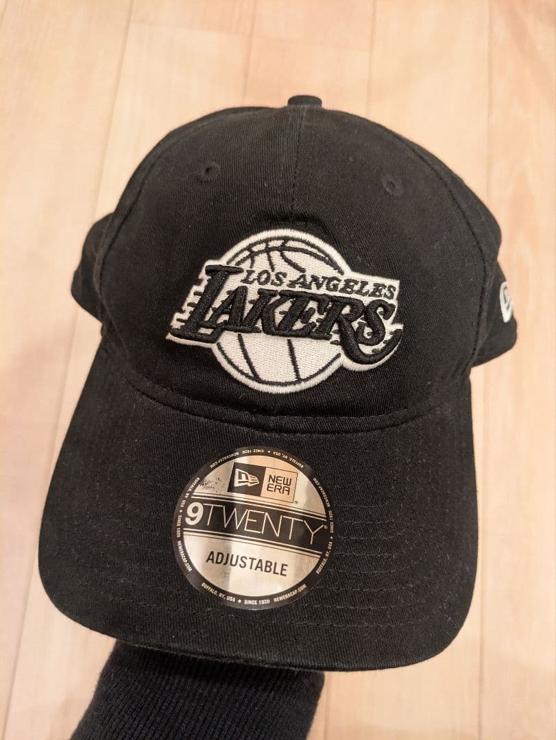 ナイキ　ニューエラ　レイカーズ　パーカー　タンクトップ　Tシャツ