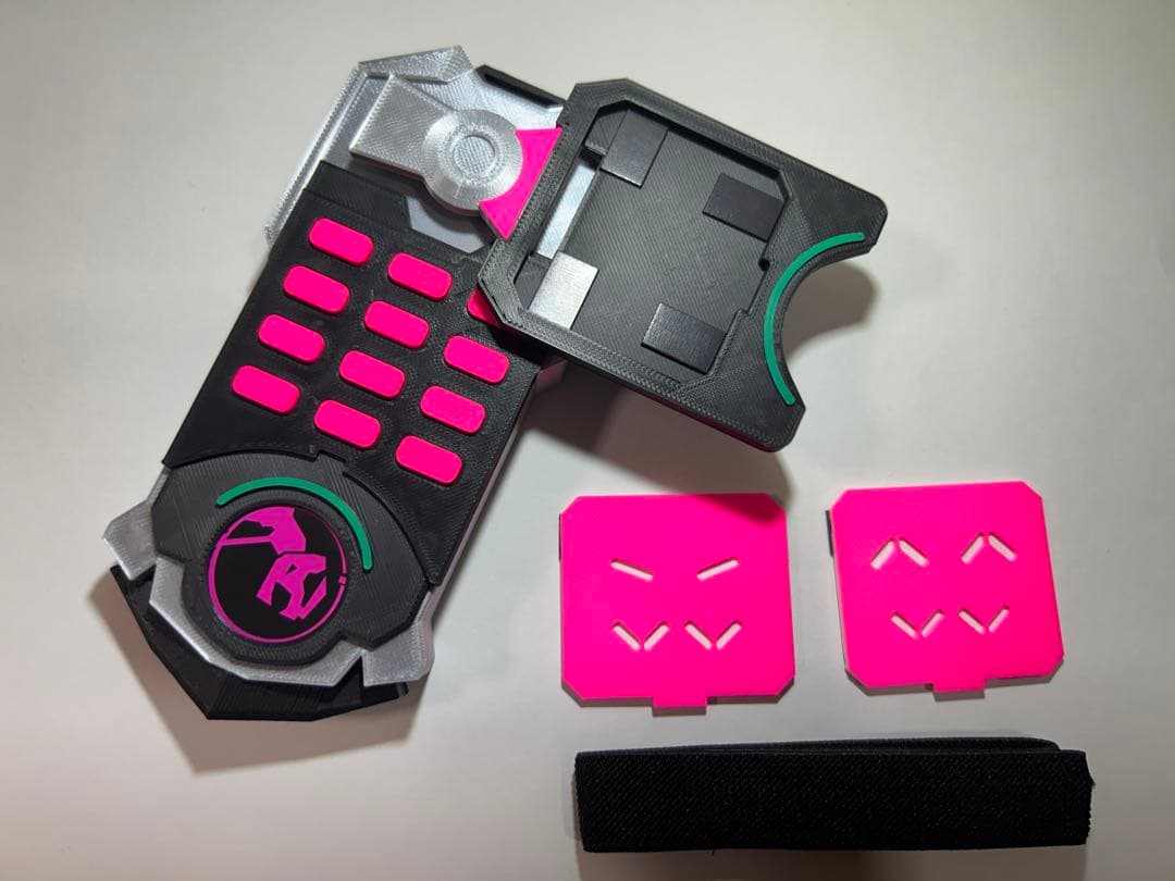 佐伯イッテツ　デバイスナイフセット　完全再現　予約販売