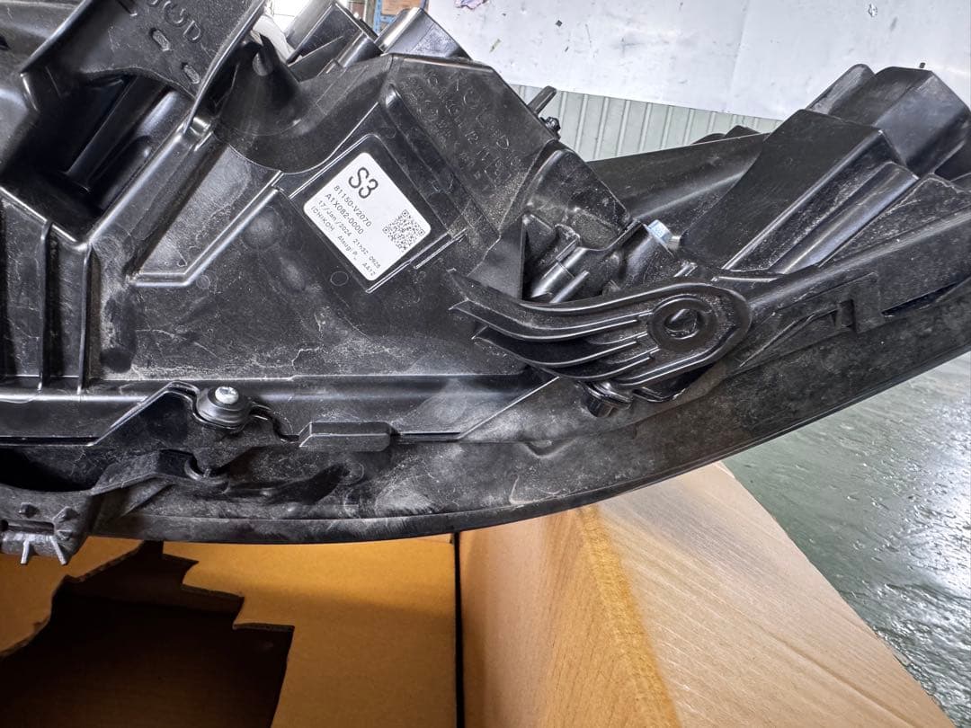 アルファード 40 左　ヘッドライト　センサー付き