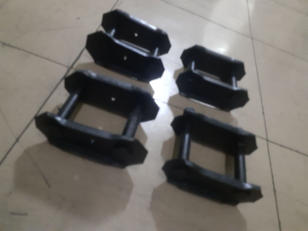 【送料無料】 ジムニー JA11 純正 シャックル 4個セット