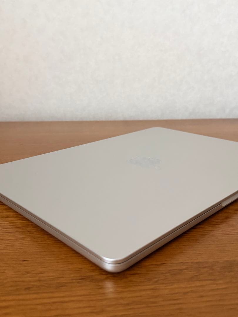 M2 MacBook Air 8GB 256GB USキーボード