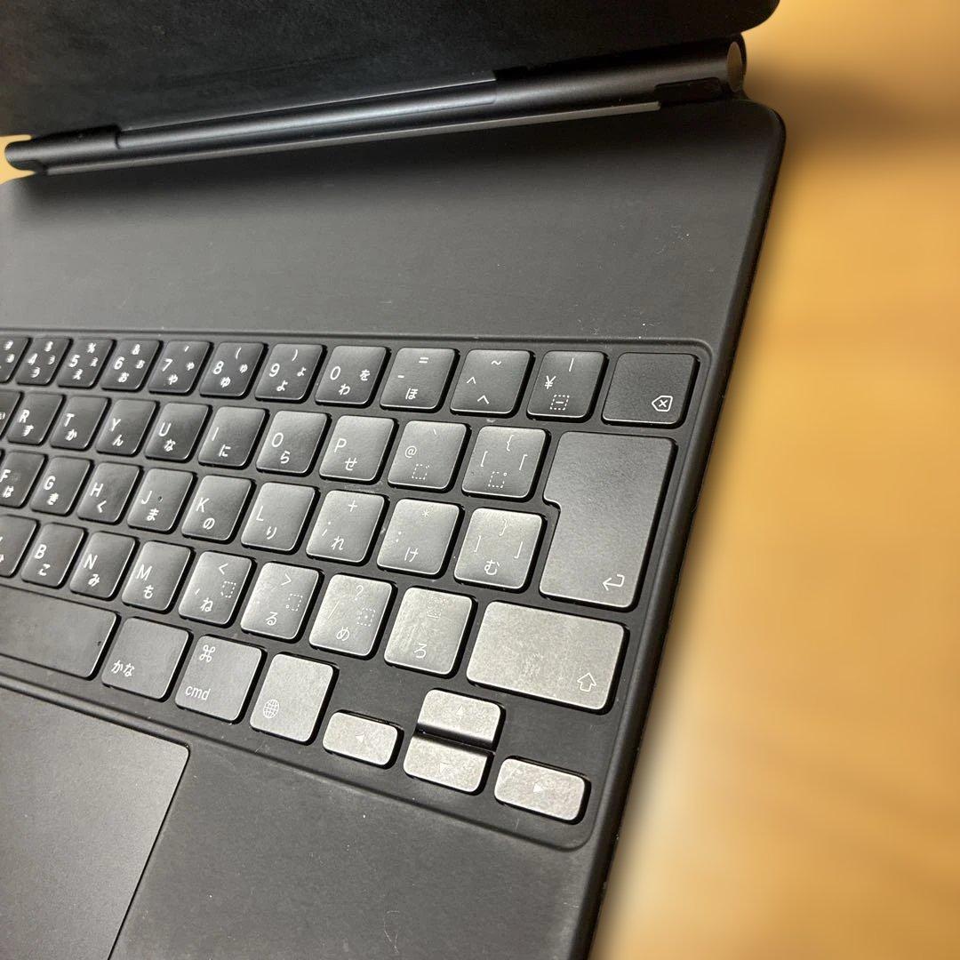 12.9インチiPad Pro マジックキーボード A1998