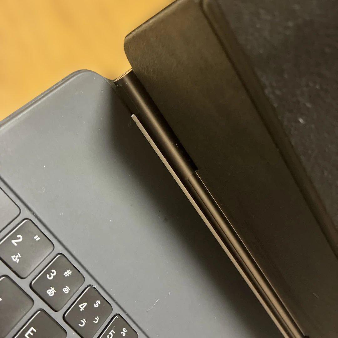 12.9インチiPad Pro マジックキーボード A1998
