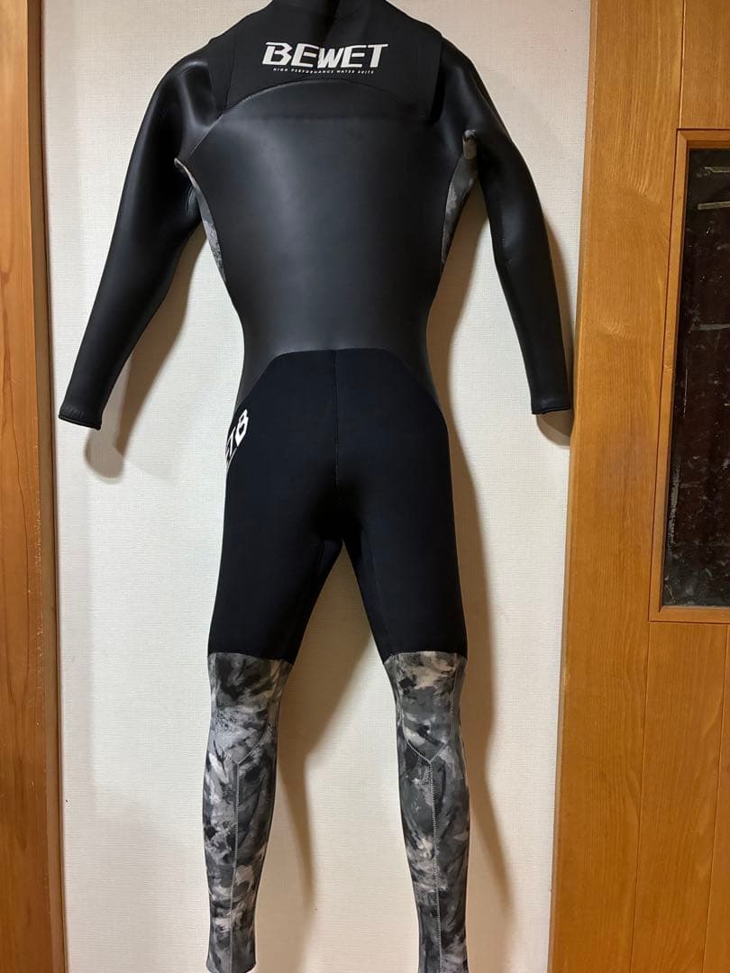 BEWET セミドライスーツ　ブラック